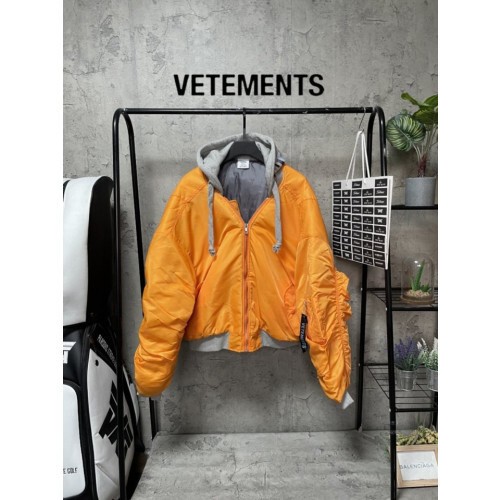 vetements 베트멍 v크롭 샤링항공
