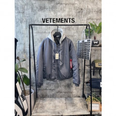 vetements 베트멍 후드패치 크롭패딩