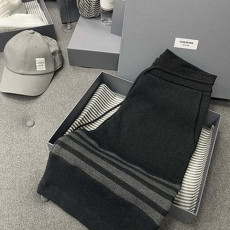 톰브라* 래글런 와플 사선완장 반바지 블랙