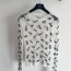 디* dragonfly dancing knitted 스웨터