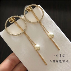디* 귀걸이