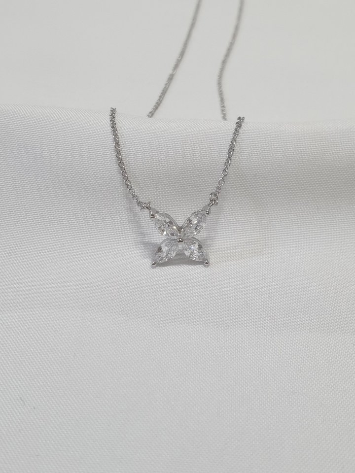 T 빅토리아 목걸이