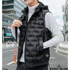 stone islan* 스톤아일랜* 필드후드패딩조끼