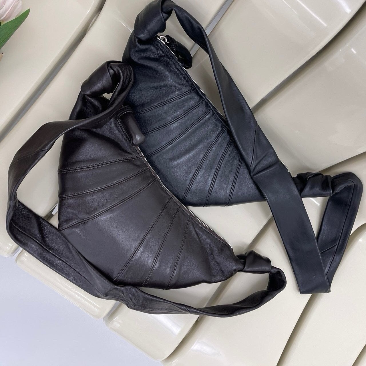 르메르 크루아상백 스몰 (더스트구성)