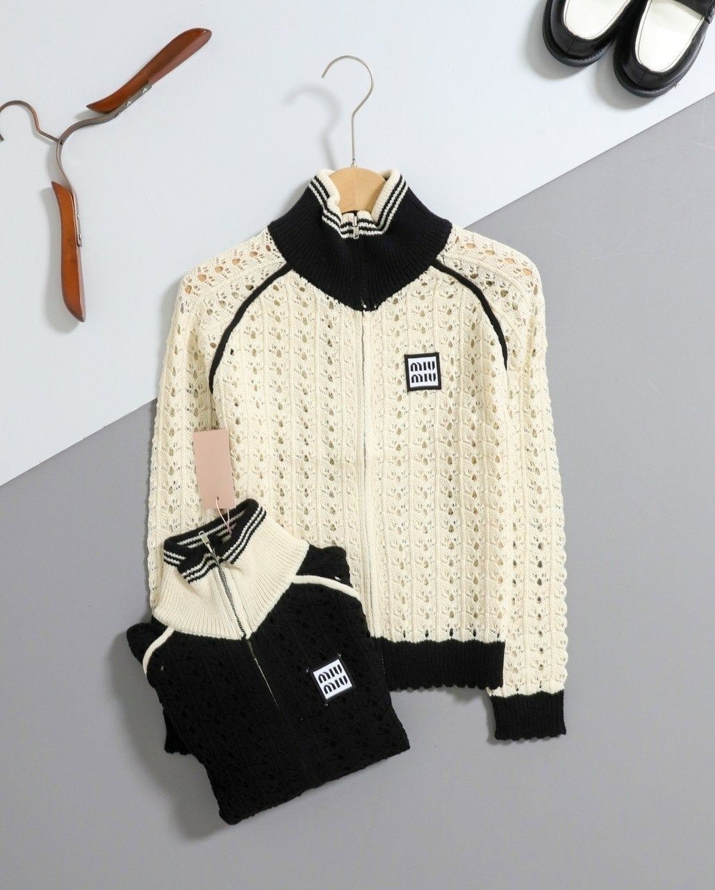 미우미우 코튼 지퍼 가디건
