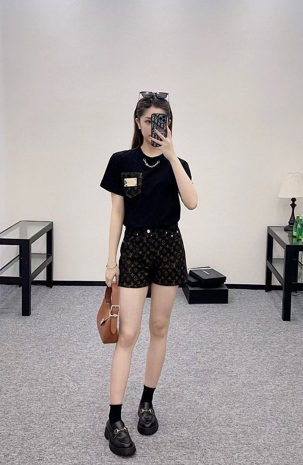 루이비통   반바지 반팔 셋트