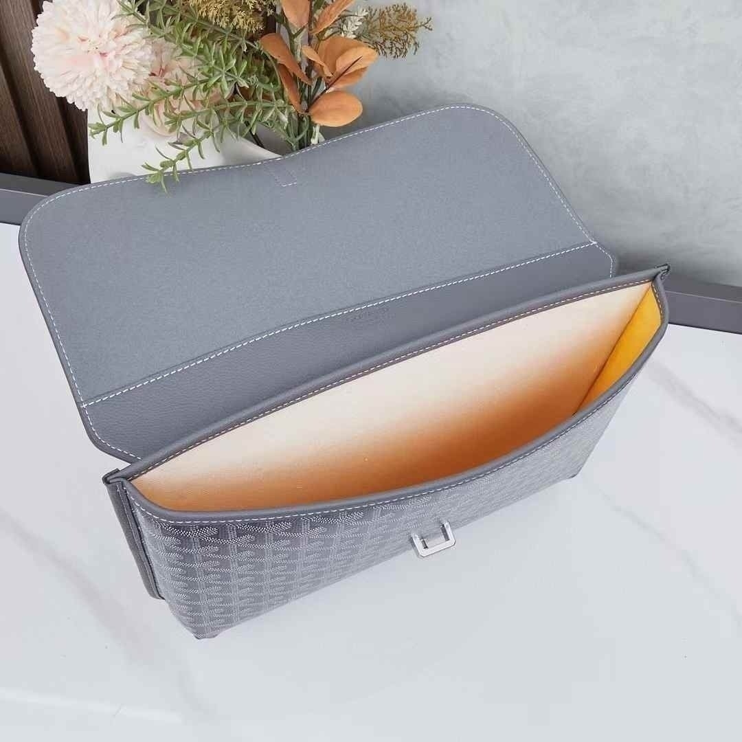 고야드 쿠르지에 메신져