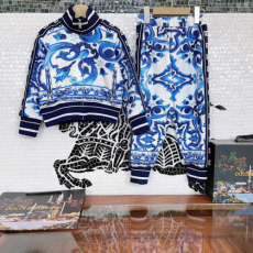 돌체*가바나 23 스웨터 재킷+바지 SET