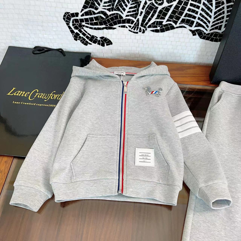 81196955ab9097ff0657dadd79b84418.jpg