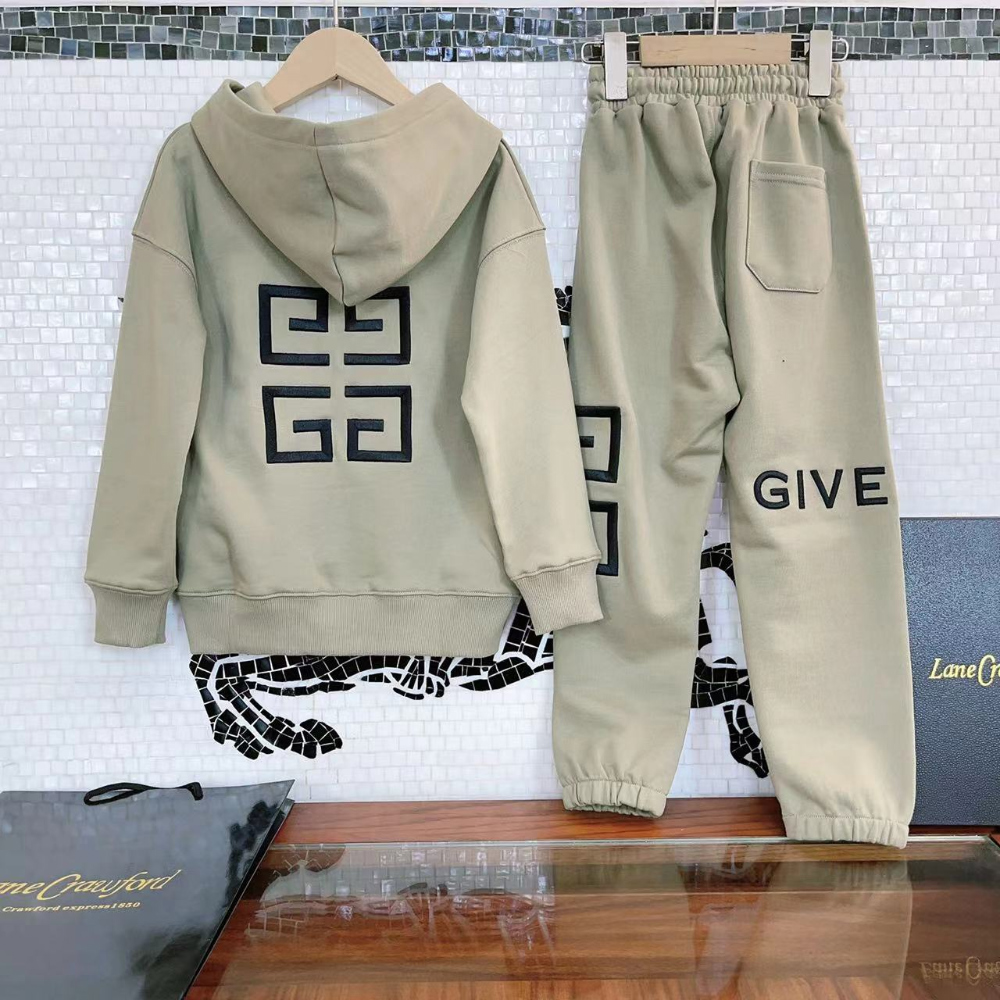 c57e75cd196e5dda3b328fc0f2a0a5b5.jpg
