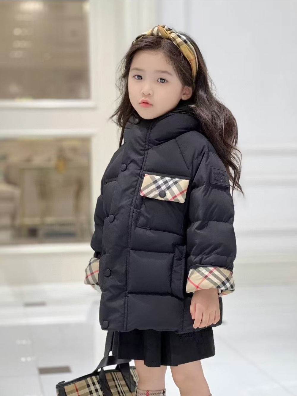 61f7fb1956db44dbd6d2f367dd622b3c.jpg