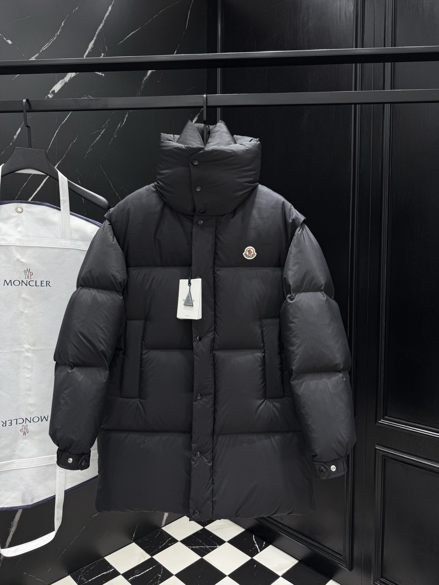 몽클레어 25fw 탈부착 롱패딩