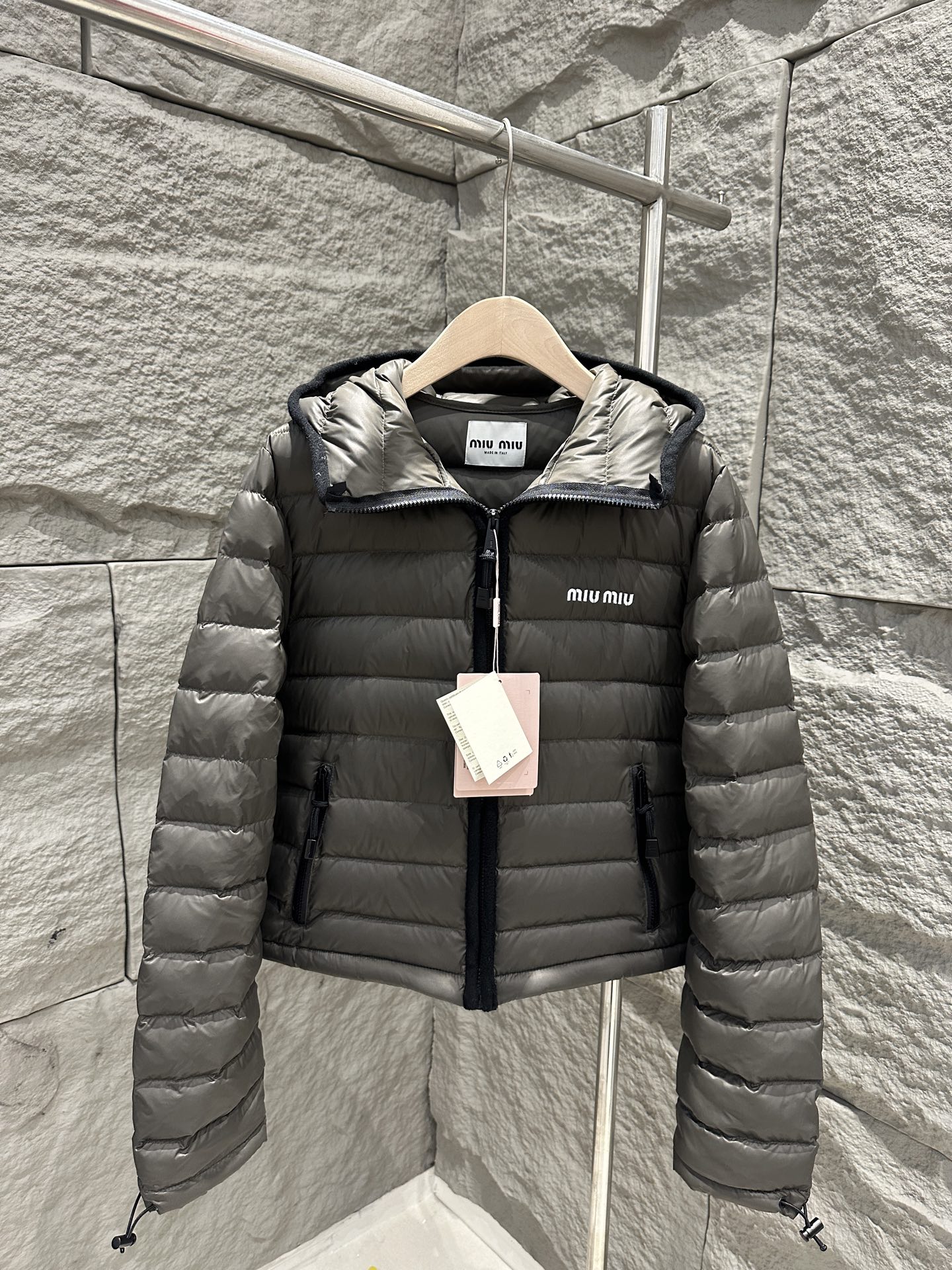 미우미우 패딩